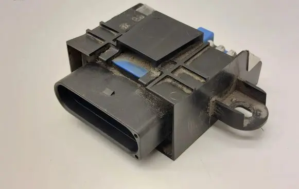 Volkswagen Tiguan Fuel injection pump control unit/module 6N0201320A