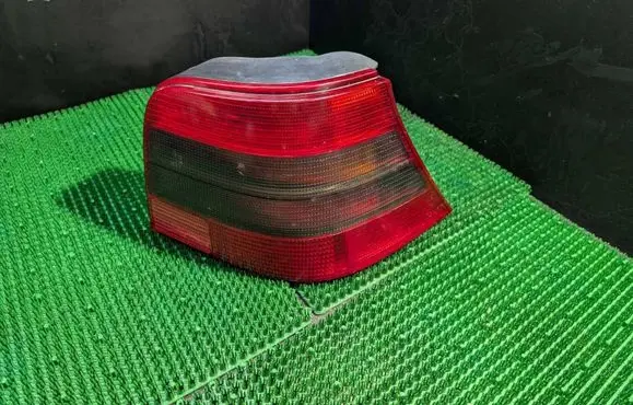 Volkswagen Golf IV Rear/tail lights 1J6945112S