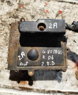 Chrysler Voyager Gearbox control unit/module P04727535AD