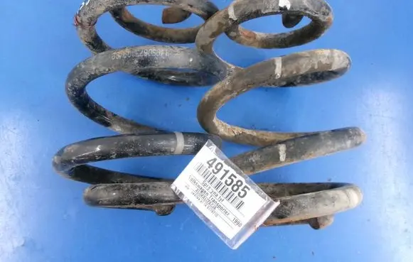 Volkswagen Transporter - Caravelle T4 Rear coil spring