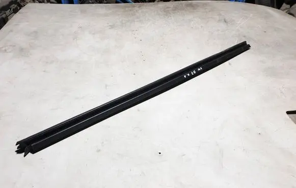 Volkswagen PASSAT B7 Rubber seal rear door 3AE839471B