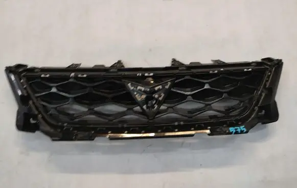 Cupra Ateca Front bumper upper radiator grill 575853654G