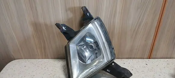 Peugeot 407 Front fog light 9641945680 421709999