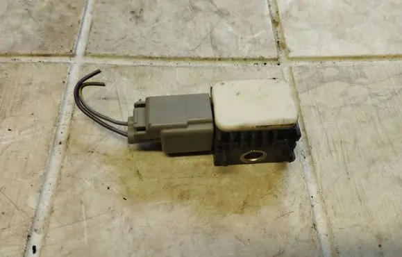 Ford Mondeo MK IV Airbag deployment crash/impact sensor 3M5T14B342AB