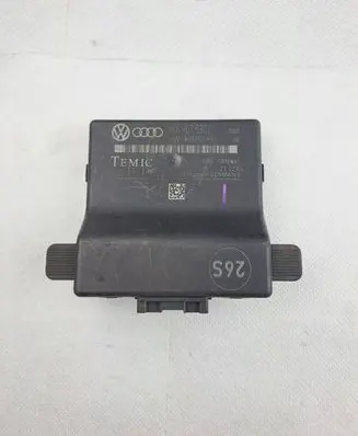 Volkswagen Golf V Gateway control module 1K0907530C 1K0907951