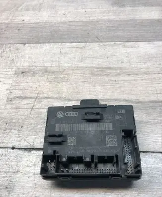 Audi A6 C7 Door control unit/module 4G8959792G P10102060