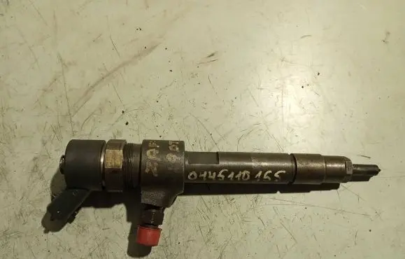 Opel Zafira B Fuel injector 0445110165
