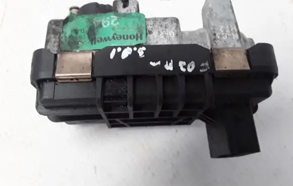 BMW 5 GT F07 Turbine electric control actuator 763797