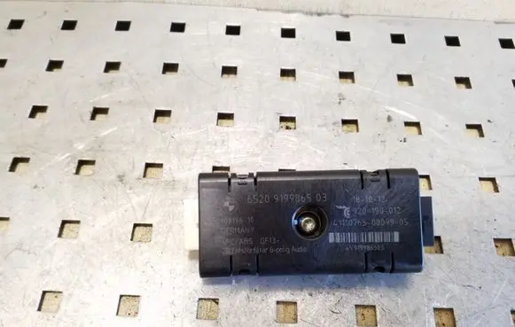 BMW 5 F10 F11 Other devices 6520919986503 10819610