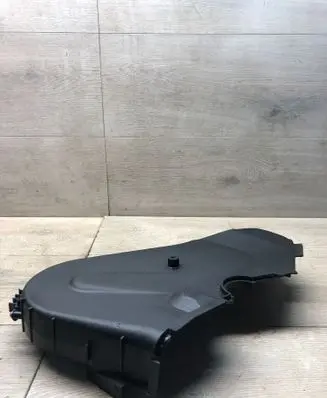 Volkswagen PASSAT B8 Timing belt guard (cover) 04L109107E
