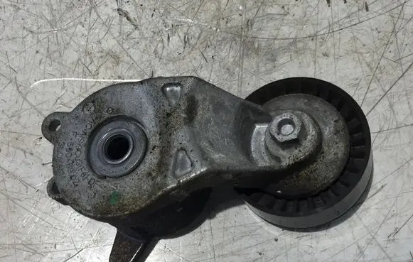 Toyota Yaris Alternator belt tensioner F58046902