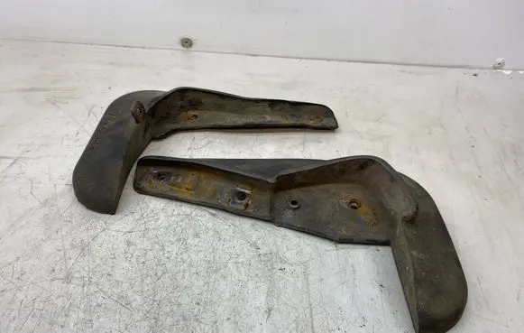 Nissan Almera Tino Front mudguard K5288