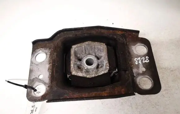 Ford Mondeo MK IV Engine mount bracket 6g917m121bc 6g91-7m121-bc
