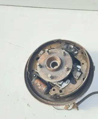 Suzuki Grand Vitara II Rear wheel hub