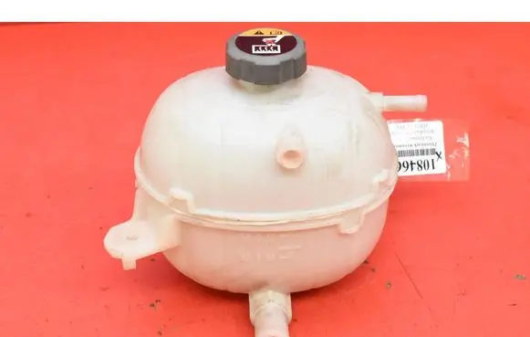 KIA Sportage Coolant expansion tank/reservoir 25430N7200