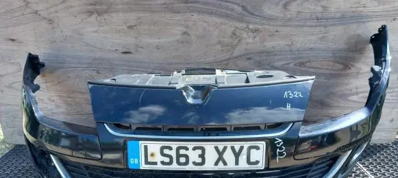 Renault Megane III Front bumper