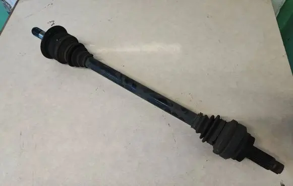 BMW X5 E70 Rear driveshaft 8609838 8609839
