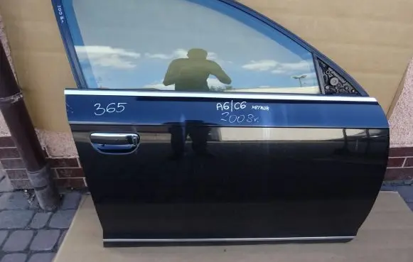 Audi A6 S6 C6 4F Front door