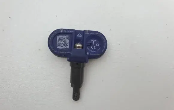 Tesla Model Y Tire pressure sensor 149070101C 1490701-01-C 1472547G