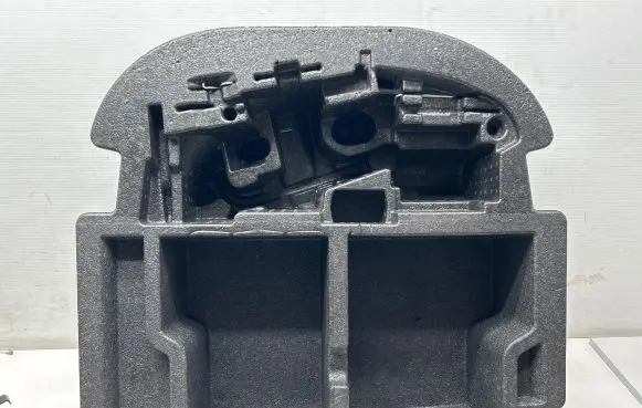 Skoda Octavia Mk3 (5E) Tool box 5E5863957A