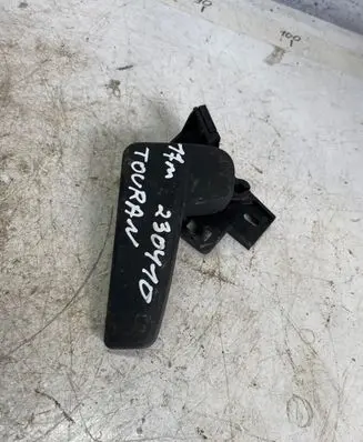 Volkswagen Touran III Engine bonnet (hood) release handle 6r1823533