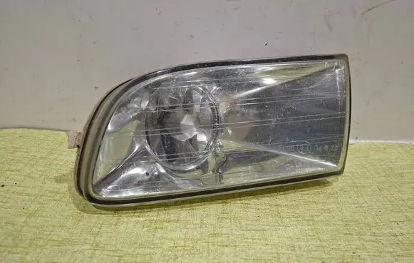 Skoda Octavia Mk2 (1Z) Front fog light 1Z0941699 669H60