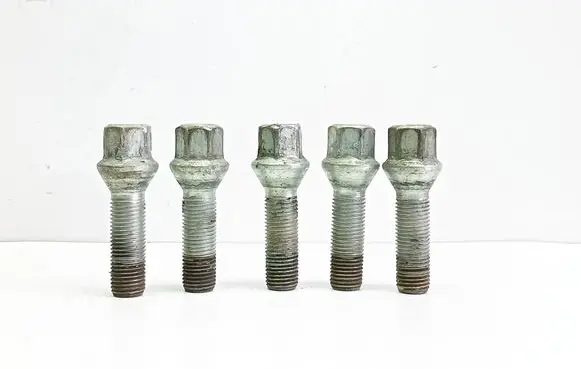 Audi A6 S6 C5 4B Nuts/bolts