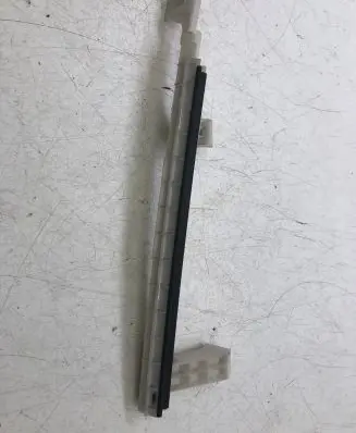 Hyundai i20 (BC3 BI3) Rear door windshield rail 83561Q0000