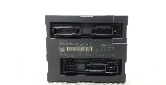 Audi A4 S4 B8 8K Comfort/convenience module 8K0907064KG