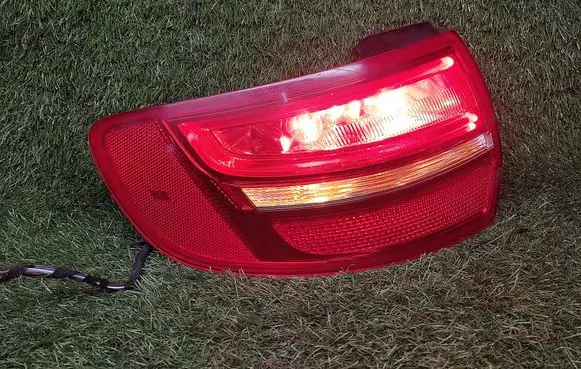 Rear/tail lights