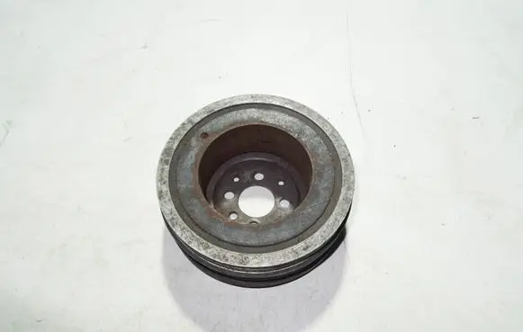 Volkswagen PASSAT B5 Crankshaft pulley 028105243Q