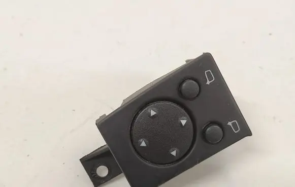 Audi A6 S6 C4 4A Wing mirror switch 4A0959565