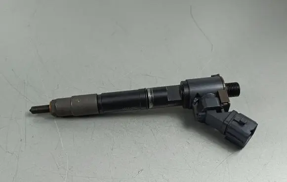 Volvo XC60 Fuel injector VEA132370010AAB