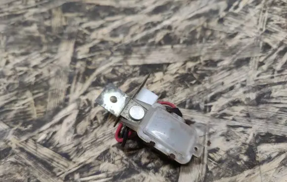 Nissan 240ZX, 280ZX, 300ZX Glove box light 