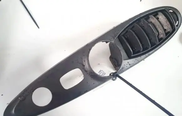 Peugeot 807 Dash center air vent grill 1487457077