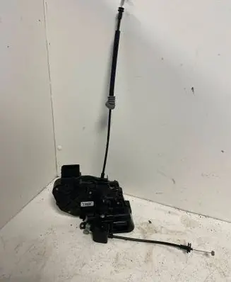 Volvo V50 Rear door lock 30753668 A048069 2087N