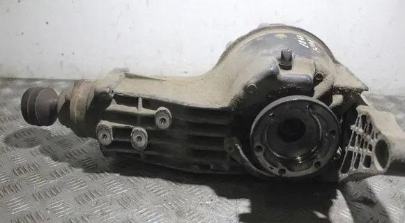 Audi A4 S4 B7 8E 8H Rear differential 01R525356
