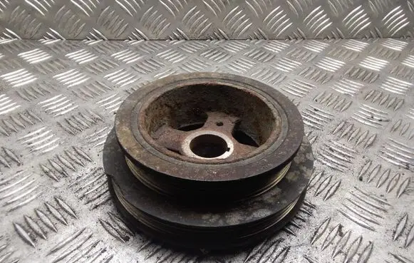 Toyota RAV 4 (XA20) Crankshaft pulley