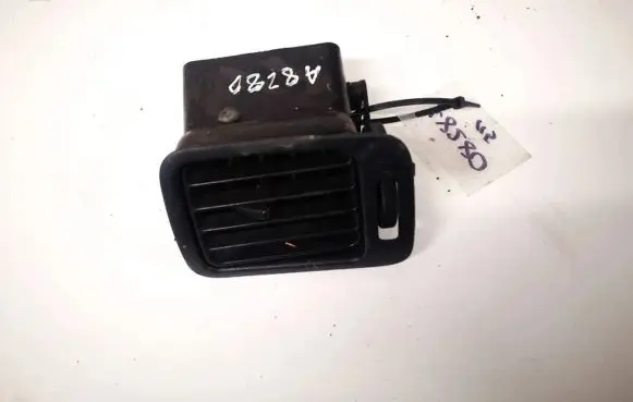 Subaru Forester SG Dash center air vent grill