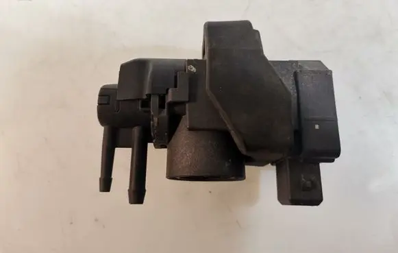 Renault Master III Vacuum valve 149566215R 48057906