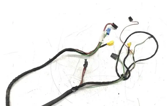 Mercedes-Benz C W203 Front door wiring loom A2035409213