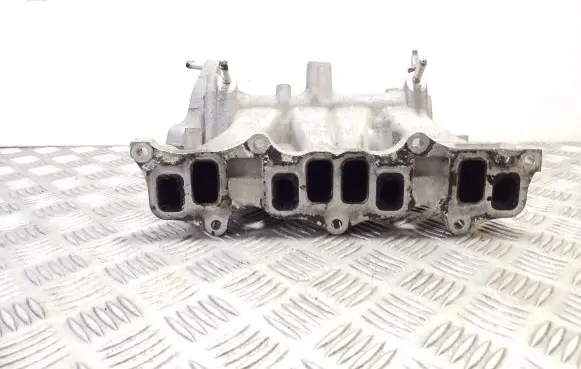 Honda CR-V Intake manifold