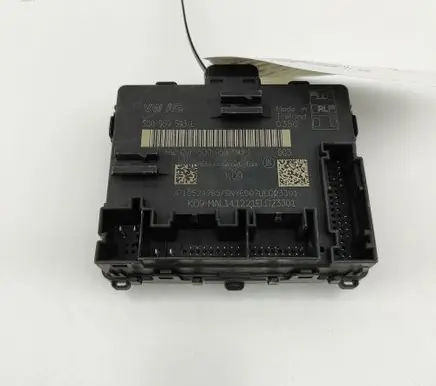 Volkswagen Golf VIII Door control unit/module 5Q0959593L 5Q0959593F