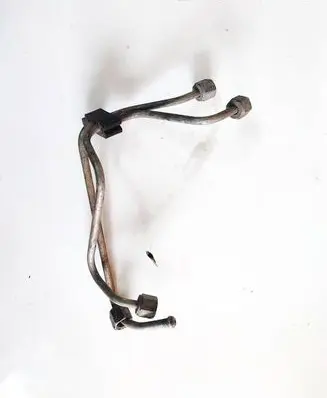 Toyota Avensis T250 Fuel line pipe