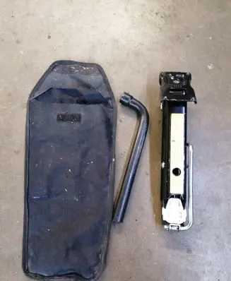 Opel Corsa C Lift Jack 24437084