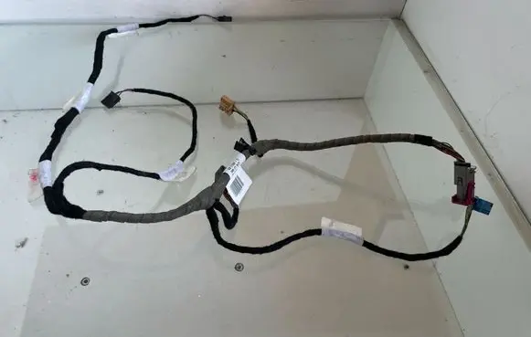 Volkswagen Golf Plus Front door wiring loom 5M0971557D 5N0971557B 3E061113