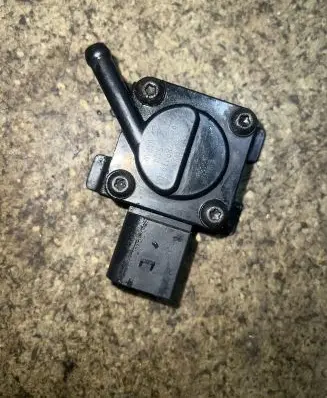 BMW X5 E70 Exhaust gas pressure sensor 7789219