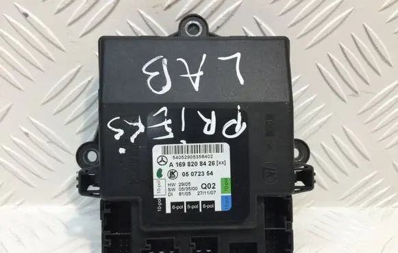 Mercedes-Benz A W169 Door control unit/module A1698208426