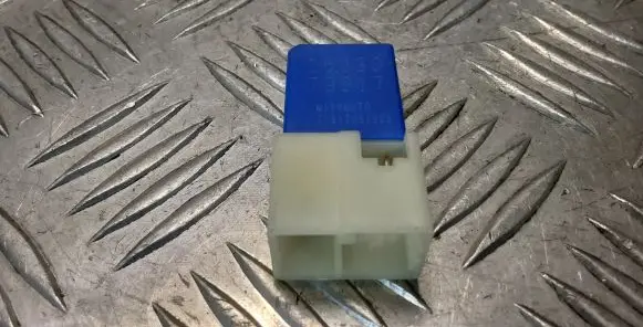 Nissan Navara D23 Other relay 2523079917