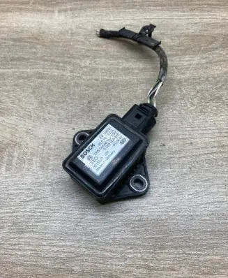 Audi A4 S4 B6 8E 8H ESP acceleration yaw rate sensor 8E0907637A 0265005245